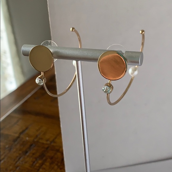 Jewelry - 3/$10 NEW earrings gold pearl